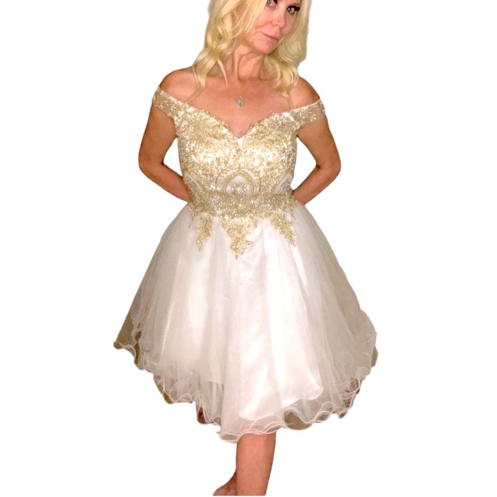 Melanie  Lyne Cocktail Dress